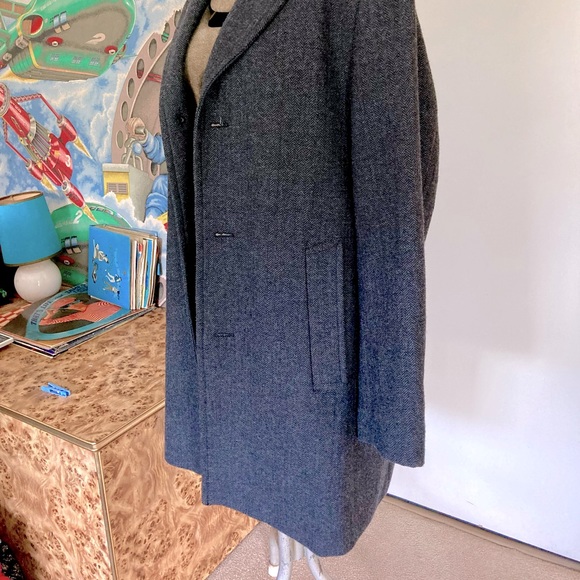 ♦️HOST PICK♦️Herringbone WOOL knee length Coat - Picture 4 of 11